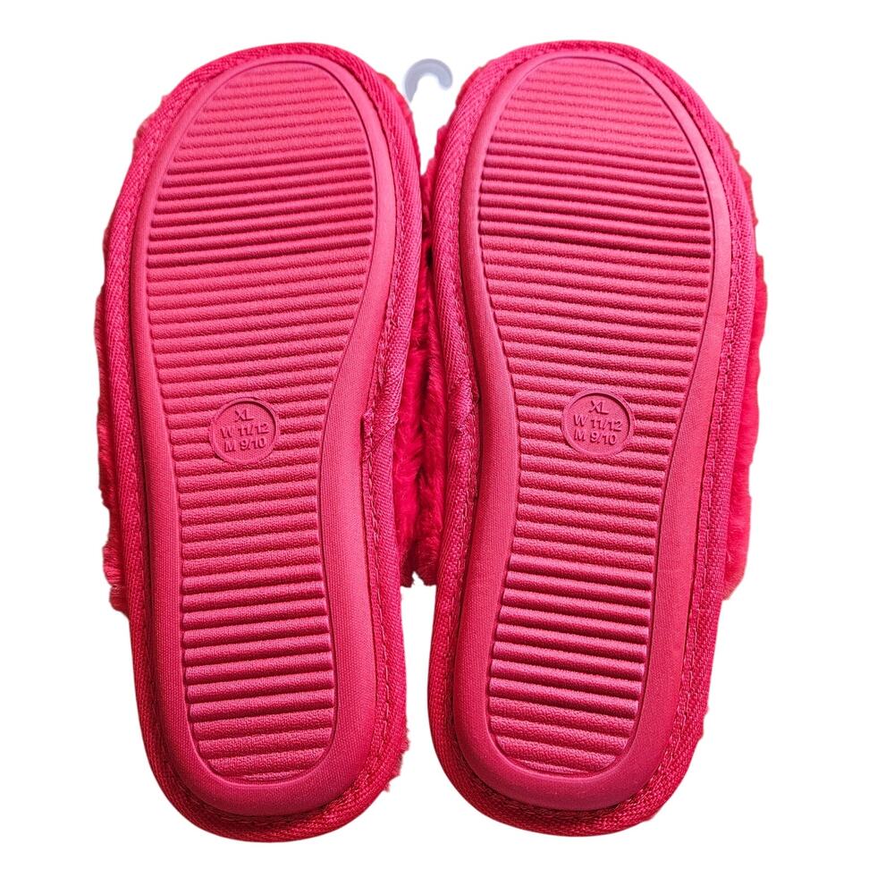 Target Wondershop Adult Bullseye Scuff Slippers - Picture 4 of 6
